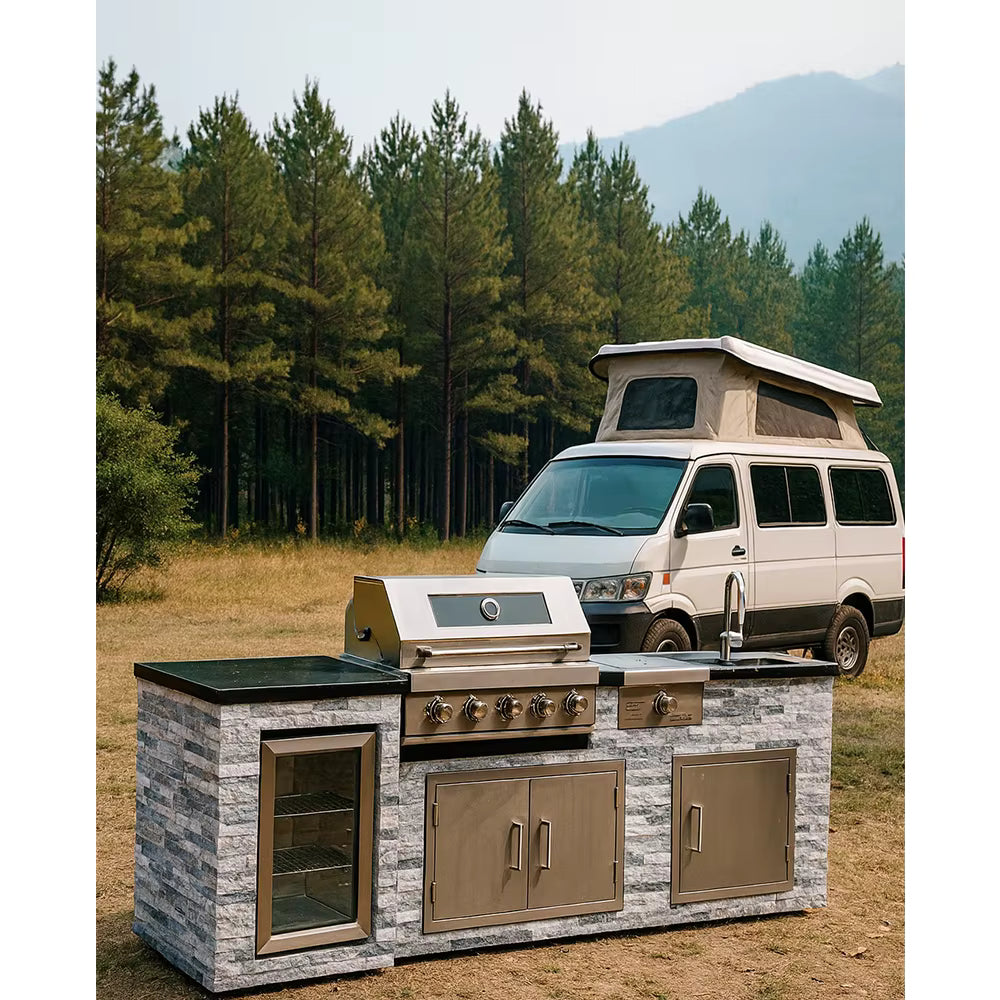 Cucina con BBQ per esterno